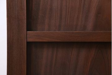 和製アンティーク　総ケヤキ材　ダイナミックな杢目を堪能できる木製戸(蔵戸、建具、玄関戸)(1)