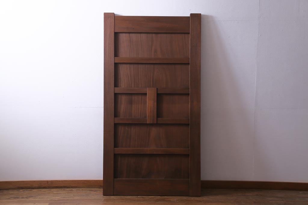 和製アンティーク　総ケヤキ材　ダイナミックな杢目を堪能できる木製戸(蔵戸、建具、玄関戸)(2)