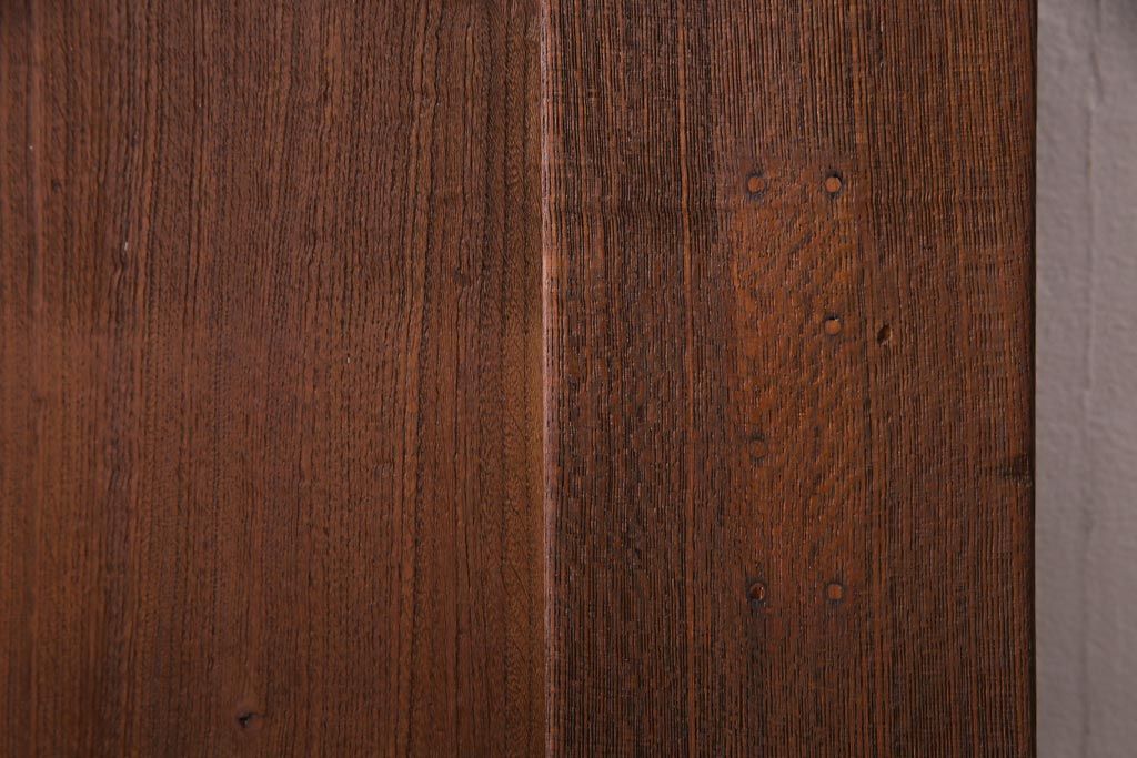 和製アンティーク　総ケヤキ材　ダイナミックな杢目を堪能できる木製戸(蔵戸、建具、玄関戸)(2)