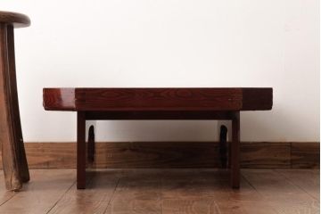 古民具　総ケヤキ材　漆塗り　昔懐かしい雰囲気を味わえる特大サイズの脚付き膳(お膳)