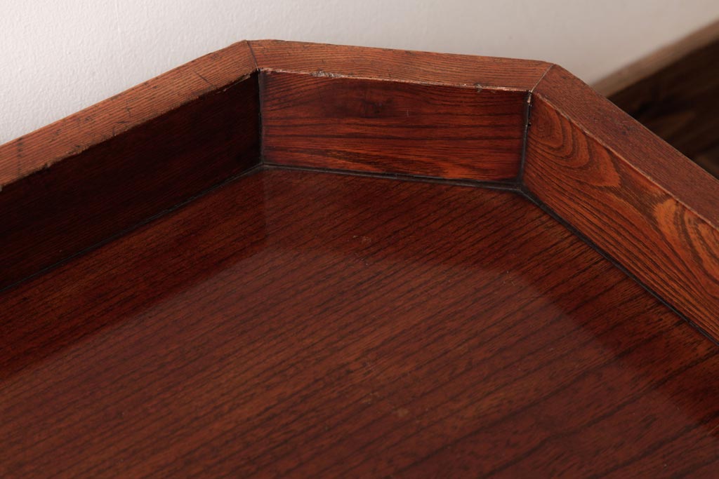 古民具　総ケヤキ材　漆塗り　昔懐かしい雰囲気を味わえる特大サイズの脚付き膳(お膳)