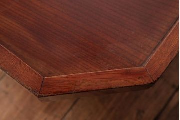 古民具　総ケヤキ材　漆塗り　昔懐かしい雰囲気を味わえる特大サイズの脚付き膳(お膳)