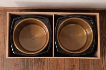アンティーク雑貨　和製アンティーク　箱付き　漆塗り　わびさびを感じる竹模様の火鉢2個セット