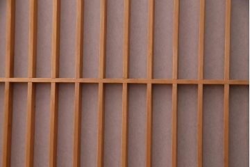 ラフジュ工房オリジナル　組子がおしゃれな障子戸を活用したリメイク戸棚(収納棚)