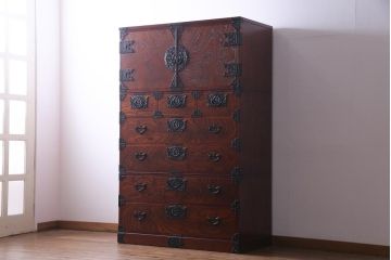 中古　伝統工芸　岩谷堂箪笥　漆塗り　和の雰囲気を盛り上げる特注の名工整理タンス(衣装箪笥)