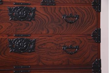 中古　伝統工芸　岩谷堂箪笥　漆塗り　和の雰囲気を盛り上げる特注の名工整理タンス(衣装箪笥)
