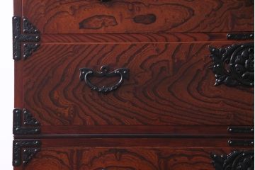 中古　伝統工芸　岩谷堂箪笥　漆塗り　和の雰囲気を盛り上げる特注の名工整理タンス(衣装箪笥)