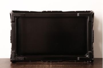 アンティーク雑貨　可憐で上品な雰囲気を醸し出す花台(飾り台)