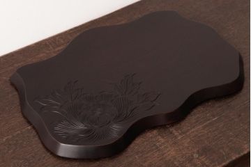 アンティーク雑貨　中古　伝統工芸　日光彫り　箱付き　なめらかな質感が魅力的な花台(飾り台)