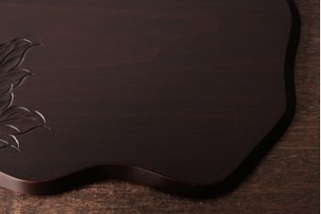 アンティーク雑貨　中古　伝統工芸　日光彫り　箱付き　なめらかな質感が魅力的な花台(飾り台)