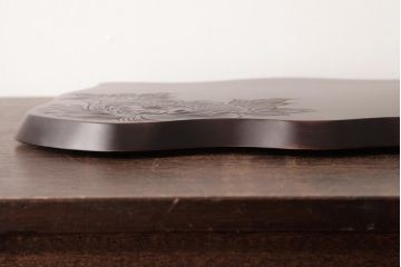 アンティーク雑貨　中古　伝統工芸　日光彫り　箱付き　なめらかな質感が魅力的な花台(飾り台)