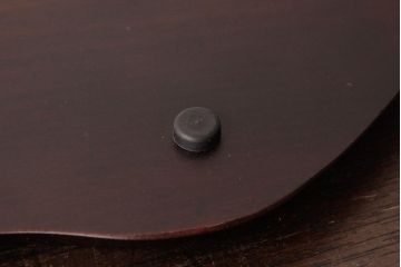 アンティーク雑貨　中古　伝統工芸　日光彫り　箱付き　なめらかな質感が魅力的な花台(飾り台)