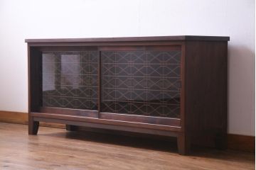 ラフジュ工房オリジナル　脚付き　古建具リメイク　組子が和モダンな雰囲気醸し出すローボード・小(収納棚、戸棚)