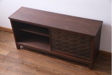 ラフジュ工房オリジナル　脚付き　古建具リメイク　組子が和モダンな雰囲気醸し出すローボード・小(収納棚、戸棚)