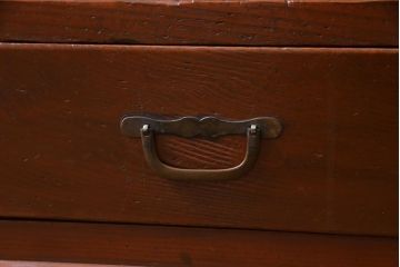 レトロ家具　和製アンティーク　昭和初期　小振り　結霜ガラス　上品さが感じられるレトロな収納棚(戸棚、食器棚)