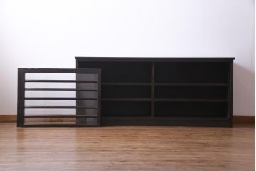 ラフジュ工房オリジナル　リメイク家具　明治期の建具を利用したシンプルな収納棚(リビングボード、戸棚)