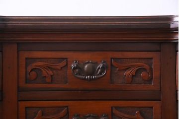 アンティーク家具　フランスアンティーク　ウォールナット　優美さと品格が漂うサイドボード(戸棚、サイドボード)