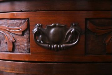 アンティーク家具　フランスアンティーク　ウォールナット　優美さと品格が漂うサイドボード(戸棚、サイドボード)