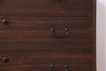 アンティーク家具　昭和初期　前面桐材　鉄脚付リメイク　すっきりとした取っ手の箪笥リビングボード・3段(チェスト、和タンス、桐箪笥、桐たんす)