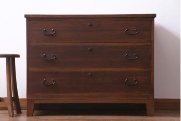 アンティーク家具　昭和初期　前面桐材　リメイク　素朴な味わいの脚付箪笥リビングボード・3段(ローボード、和タンス、引き出し、桐箪笥、桐たんす)
