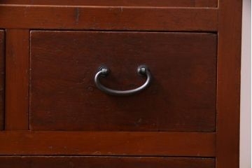 レトロ家具　和製アンティーク　ヒノキ材　コンパクトにまとまったレトロな戸棚(収納棚)