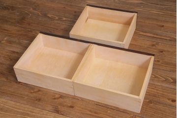 中古　北海道民芸家具　天板樺無垢材　使いやすいサイズへと生まれ変わったシックなリメイクサイドボード(食器棚、収納棚)(2)