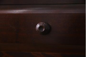 中古　北海道民芸家具　天板樺無垢材　使いやすいサイズへと生まれ変わったシックなリメイクサイドボード(食器棚、収納棚)(2)