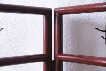 アンティーク雑貨　昭和初期　二つ折り　フック付　赤みがかった色合いが上品な衣桁(ハンガーラック、着物掛け)