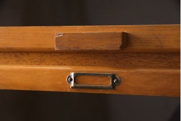 ヴィンテージ家具　イギリスビンテージ　レトロな風合いが温かみを感じるシャツケース(引き出し、収納棚)