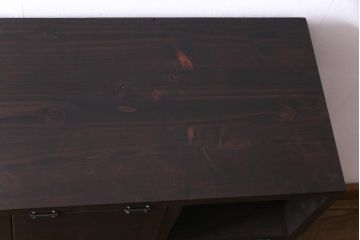 ラフジュ工房オリジナル　白い取っ手がレトロで可愛らしいパタパタ扉のマス目棚(収納棚、下駄箱)
