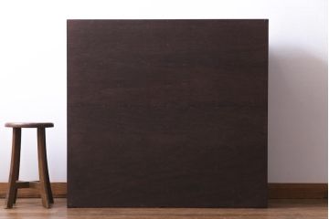 ラフジュ工房オリジナル　白い取っ手がレトロで可愛らしいパタパタ扉のマス目棚(収納棚、下駄箱)