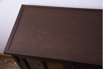 リメイク　北海道民芸家具　品のある佇まいがお洒落なキャビネット(食器棚、飾り棚、収納棚)