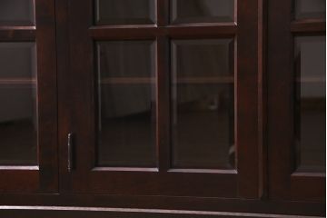 リメイク　北海道民芸家具　品のある佇まいがお洒落なキャビネット(食器棚、飾り棚、収納棚)