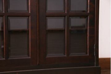 リメイク　北海道民芸家具　品のある佇まいがお洒落なキャビネット(食器棚、飾り棚、収納棚)