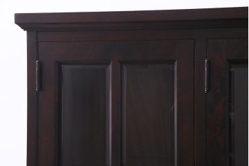 リメイク　北海道民芸家具　脚付き　品のある佇まいがお洒落なキャビネット(食器棚、飾り棚、収納棚)