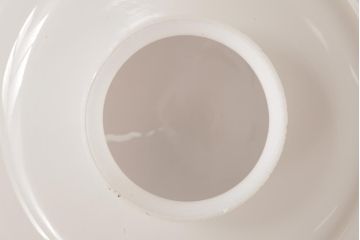 昭和レトロ　戦前　シンプルな乳白ガラスのペンダントライト(吊り下げ照明、天井照明)