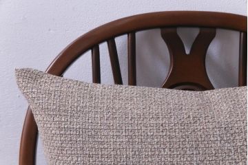 ヴィンテージ家具　イギリスビンテージ　ERCOL(アーコール)　ゆったりと座れる憩いのイージーチェア(ラウンジチェア、一人掛けソファ)(1)