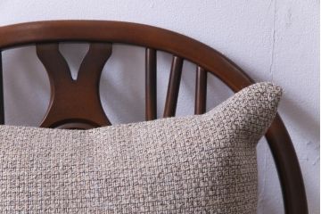ヴィンテージ家具　イギリスビンテージ　ERCOL(アーコール)　ゆったりと座れる憩いのイージーチェア(ラウンジチェア、一人掛けソファ)(1)