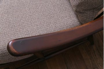 ヴィンテージ家具　イギリスビンテージ　ERCOL(アーコール)　ゆったりと座れる憩いのイージーチェア(ラウンジチェア、一人掛けソファ)(1)