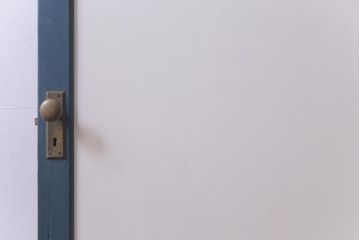 ペイント建具　ラフジュ工房オリジナルステンドグラス　爽やかな色合いのリメイクドア(木製扉、建具)