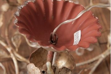 フランスアンティーク　鉄製　フラワーモチーフのガラスが愛らしい繊細な4灯シャンデリア(天井照明)