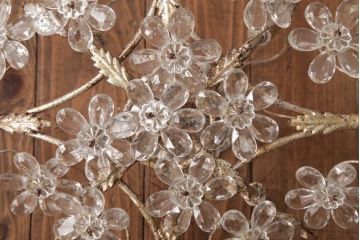 フランスアンティーク　鉄製　フラワーモチーフのガラスが愛らしい繊細な4灯シャンデリア(天井照明)