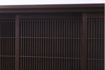 ラフジュ工房オリジナル　リメイク　すりガラス入り　使い勝手の良い3枚引き違い戸の収納棚(書院、組子、戸棚)
