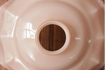 フランスアンティーク　柔らかな色合いが可愛らしいガラスシェードのペンダントライト(天井照明、吊り下げ照明)