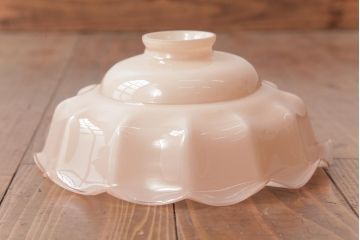 フランスアンティーク　柔らかな色合いが可愛らしいガラスシェードのペンダントライト(天井照明、吊り下げ照明)