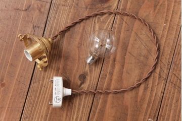 フランスアンティーク　柔らかな色合いが可愛らしいガラスシェードのペンダントライト(天井照明、吊り下げ照明)
