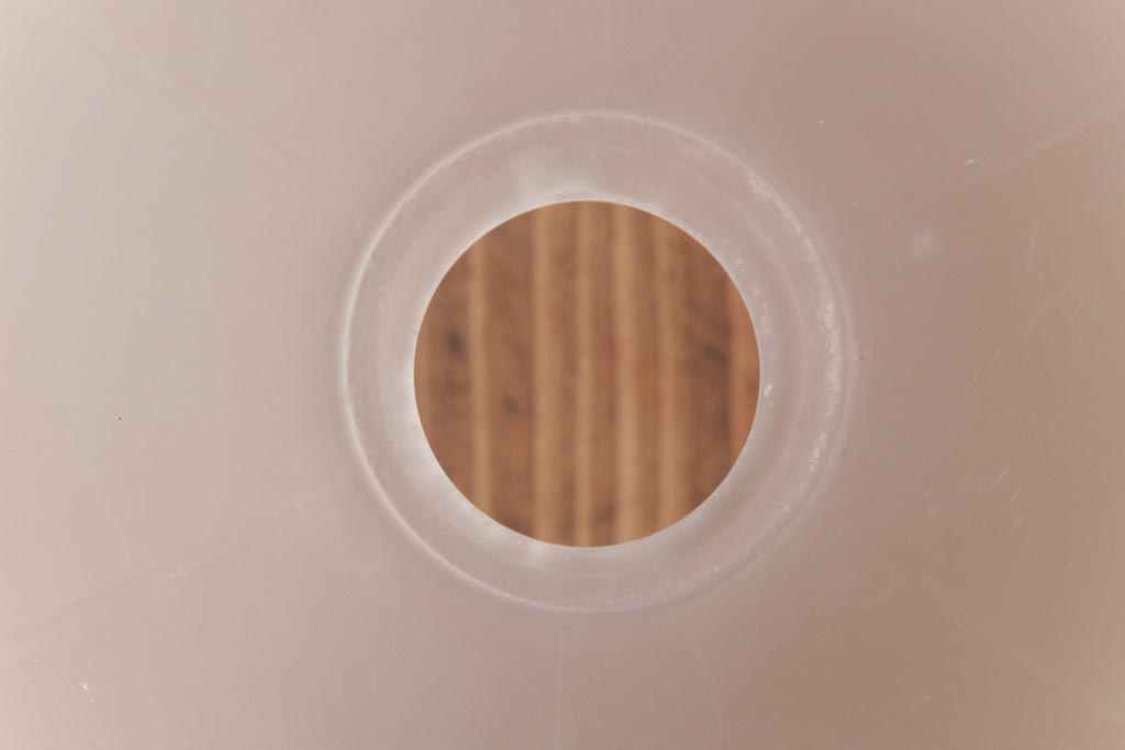 フランスアンティーク　丸い形のすりガラスシェードのペンダントライト(天井照明、吊り下げ照明)