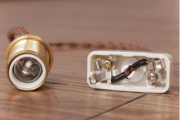 フランスアンティーク　柔らかなピンク色のペンダントライト(天井照明、吊り下げ照明)