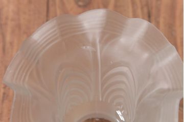 フランスアンティーク　フリルやドレープのデザインが品のあるペンダントライト(天井照明)