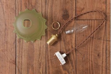 フランスアンティーク　淡いグリーンと花模様が可愛らしいペンダントライト(天井照明、吊り下げ照明)(1)